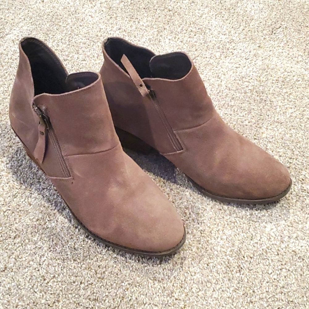 Me Too Tan Booties Size 8.5